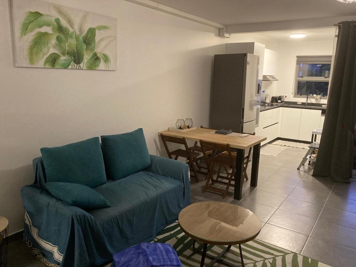 Standing Residence Kumuhei Papeete  Luaran gambar